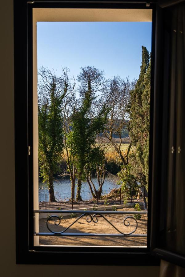 Domaine De Merins, 10 Couchages Avec Piscine, Face A La Riviere, A 4Km De La Plage Fleury  Exterior photo